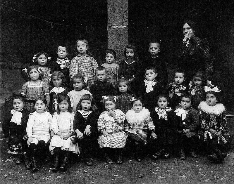 Ecole (escòla) publique mixte, 1912-1913