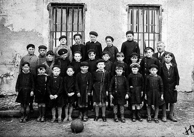 Ecole (escòla) des garçons, 1938-1939