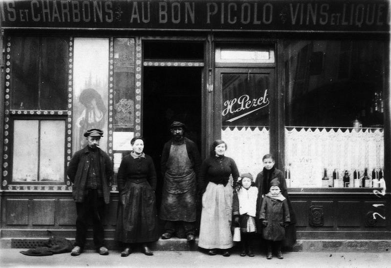 Bois et charbon, Au bon Piccolo, vins et liqueurs, H. Pezet, rue Château, à Paris (75014), 1er mars 1915