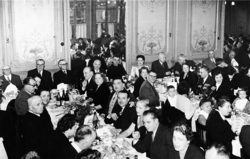 Banquet (banqueton) de l'amicale, à Paris (75) ou sa région, 8 novembre 1953