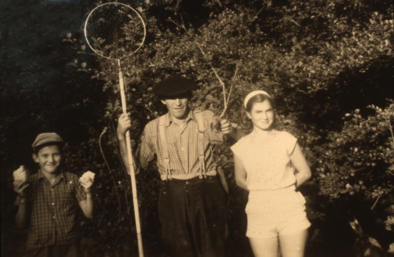 Pêche aux écrevisses (escaravissas), à Bromme, août 1958
