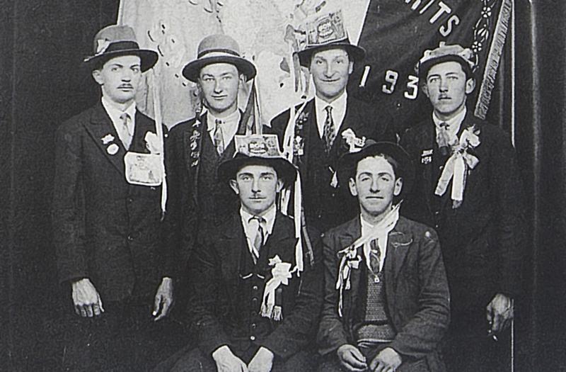 Conscrits de Condom d'Aubrac, à Espalion, classe 1935