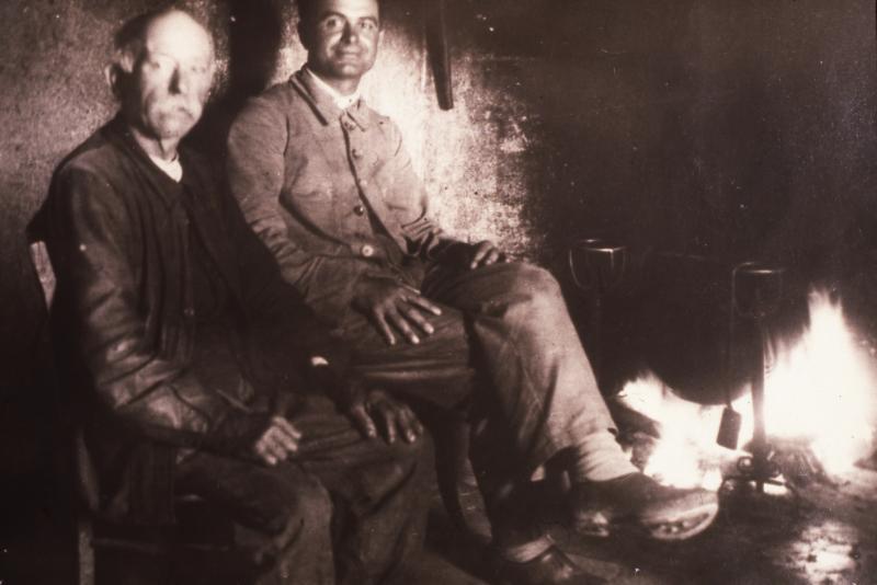 Père et son fils au coin du feu (canton), 1935-1940
