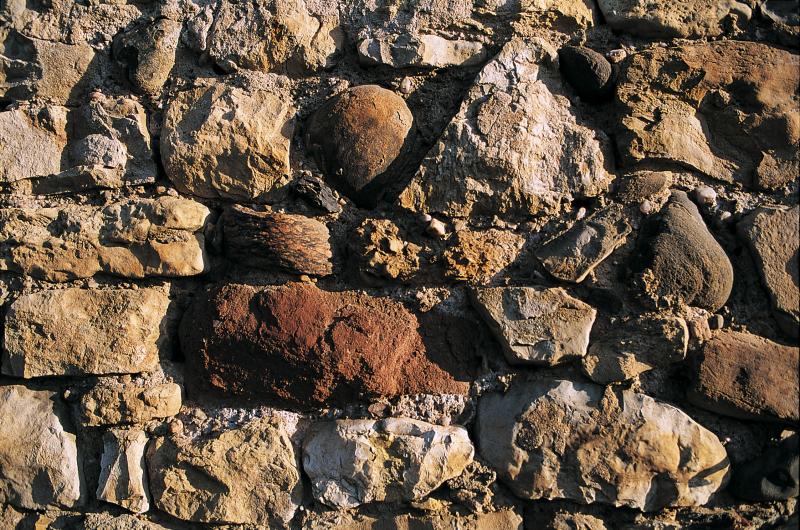 Appareillage de mur en pierre et galets (còdols), secteur d'Espalion, novembre 1993