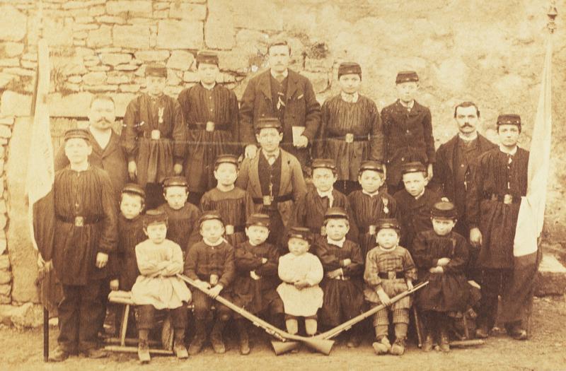  Ecole (escòla) laïque ou publique des garçons appelée « école de la revanche », au Coudercou, 1892