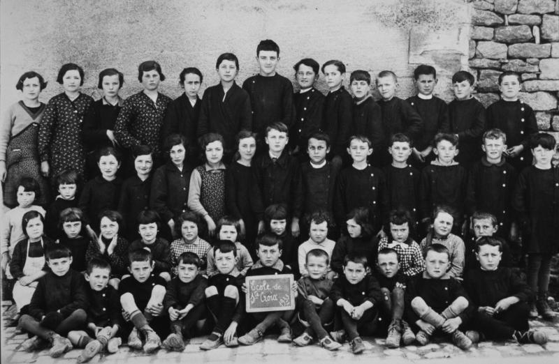 Ecole (escòla) publique mixte, 1933