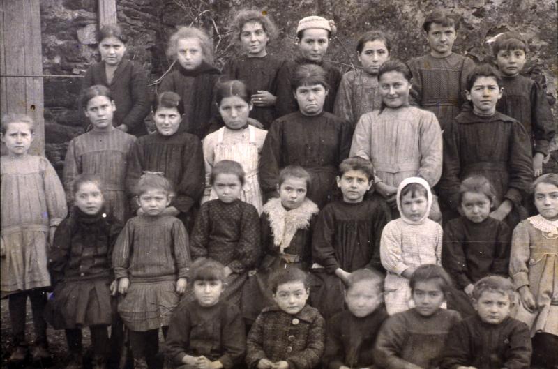 Ecole (escòla) des filles, 1922