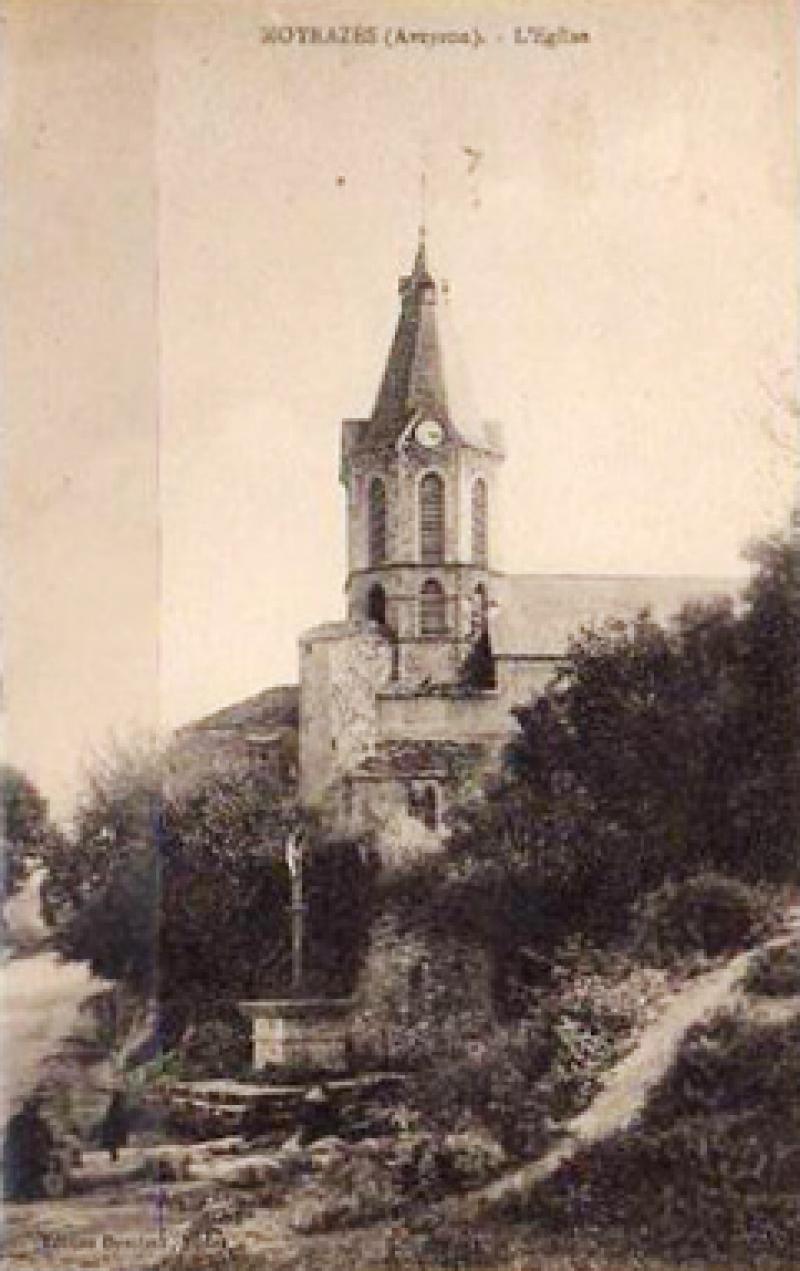 Moyrazès (Aveyron) – L'Eglise