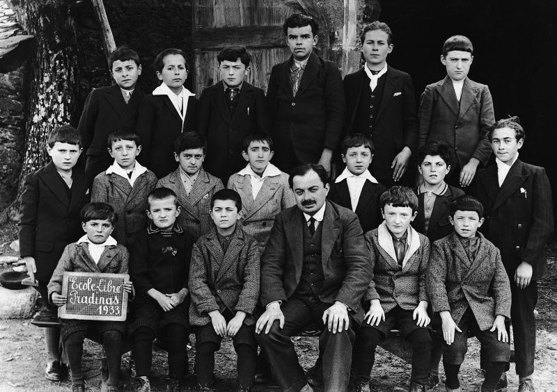 Ecole (escòla) libre ou privée des garçons, 1933