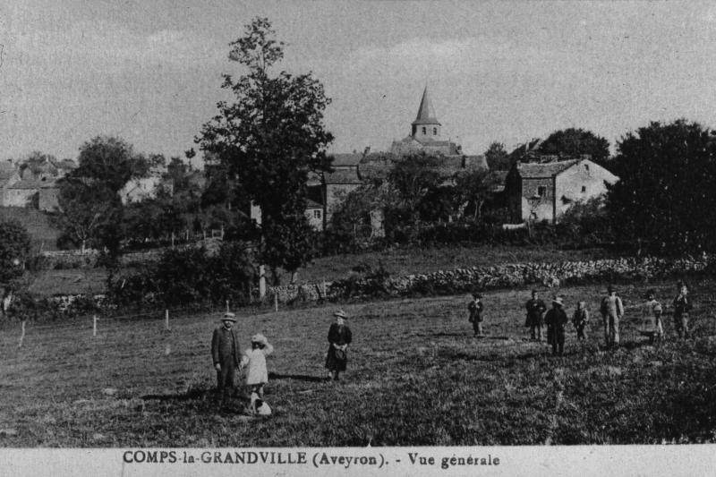 COMPS-la-GRANDVILLE (Aveyron). – Vue générale